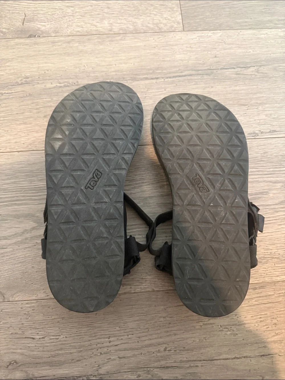 Teva lightweight women’s
